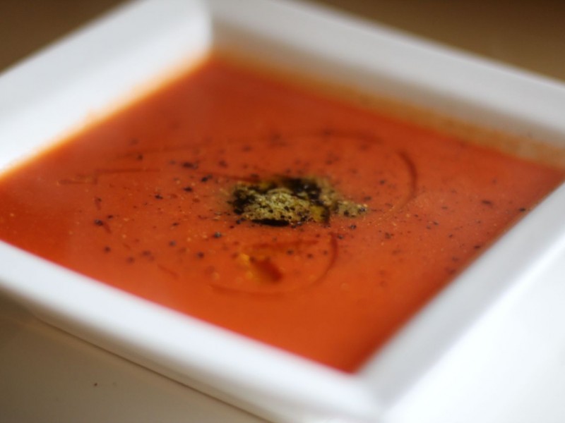 Quick and easy Tomato and basil soup