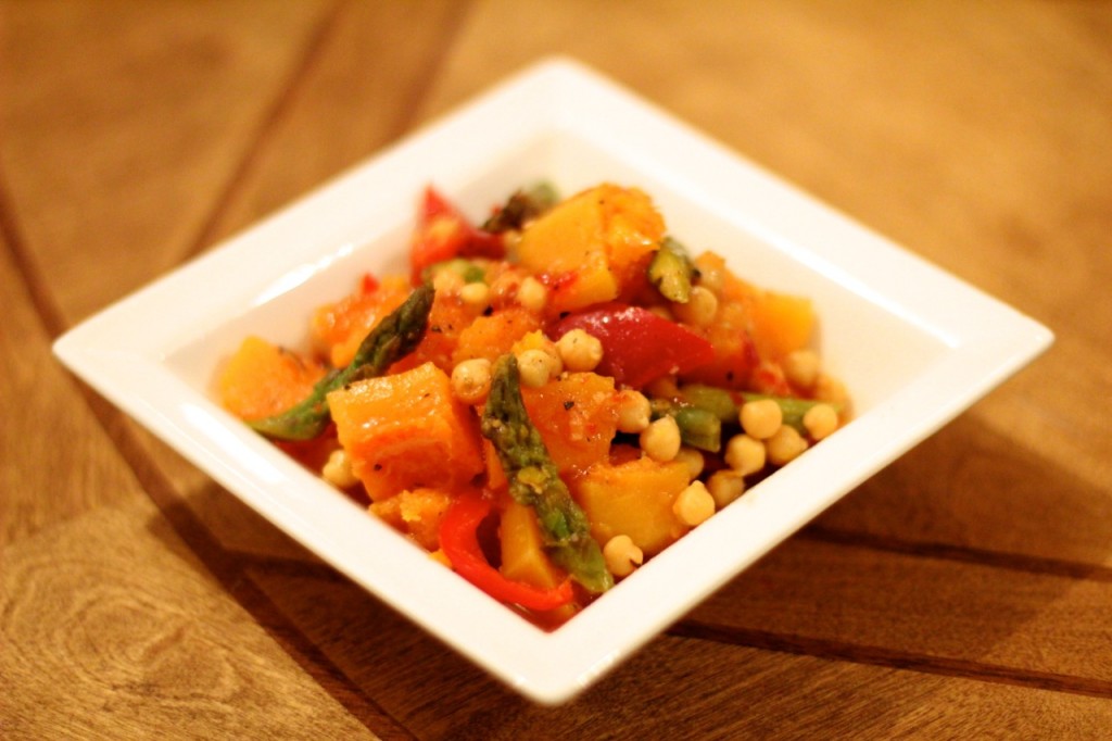 » Butternut squash, chickpea and Asparagus sweet chilli salad