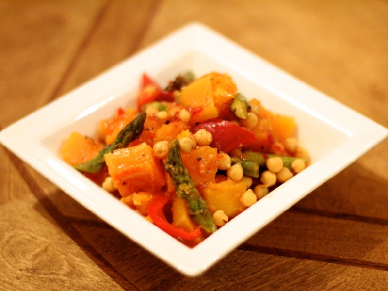 Butternut squash, chickpea and Asparagus sweet chilli salad