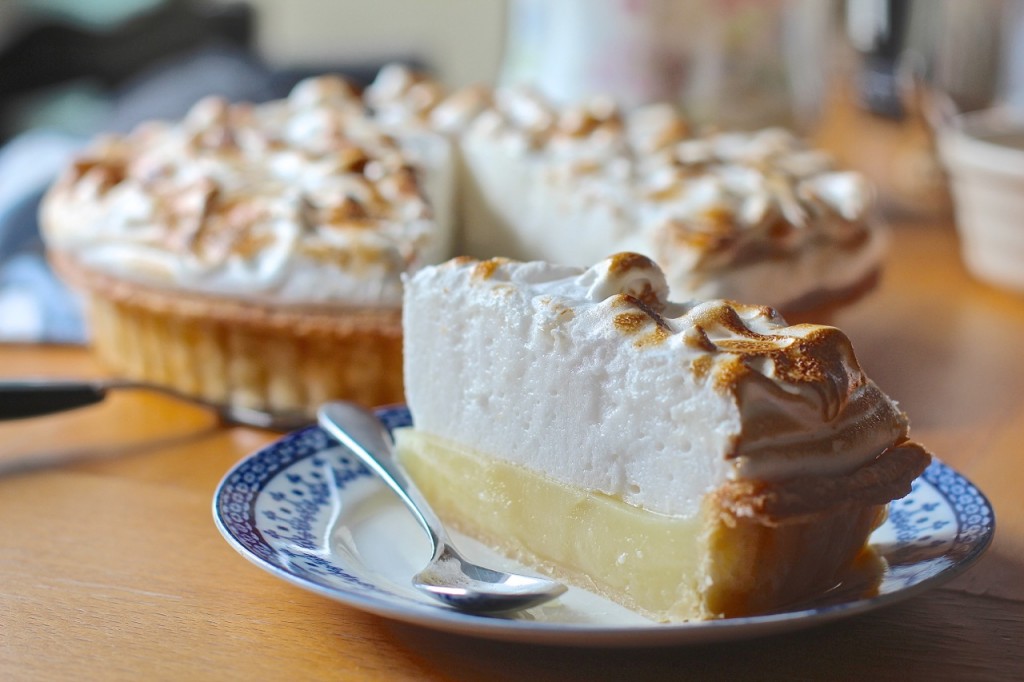 » The Ultimate Vegan Lemon Meringue Pie
